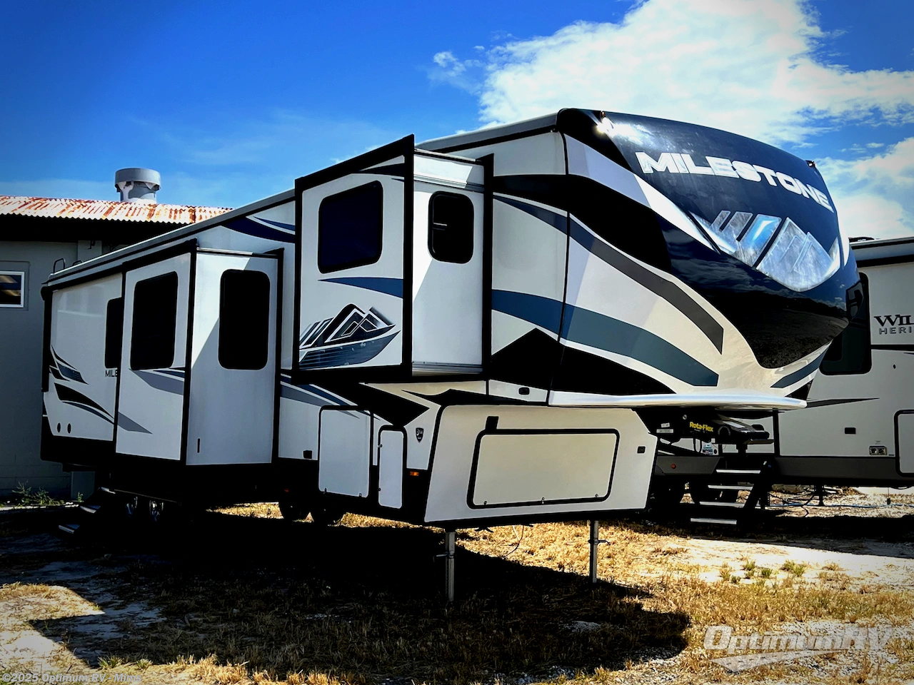 Used 2021 Heartland Milestone 370FLMB available in Mims, Florida