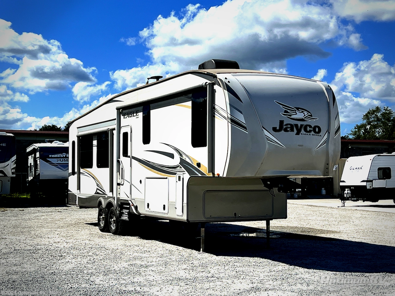Used 2018 Jayco Eagle 321RSTS available in Mims, Florida