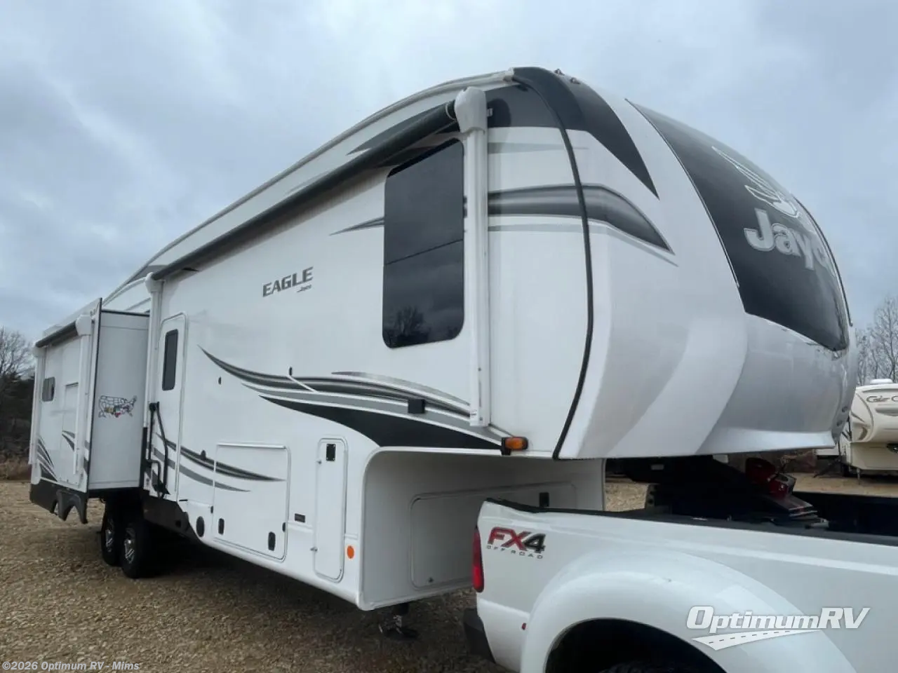 Used 2023 CrossRoads Zinger Lite ZR259FL available in Mims, Florida