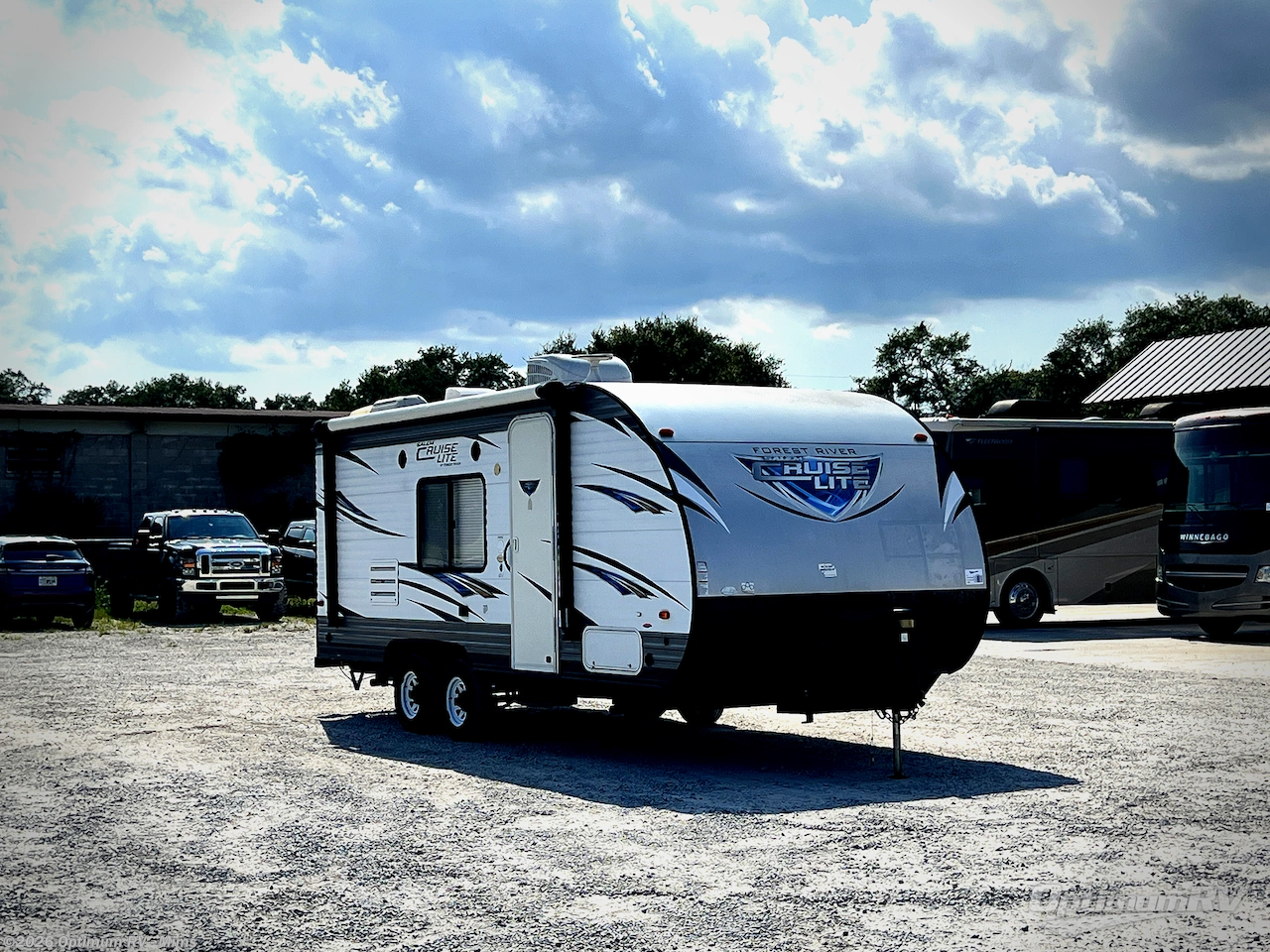Used 2018 Forest River Salem Cruise Lite 201BHXL available in Mims, Florida