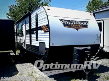 Used 2020 Forest River Wildwood 27RKS available in Pottstown, Pennsylvania