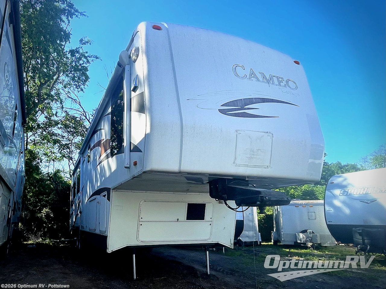 Used 2010 Carriage Cameo 35SB3 available in Pottstown, Pennsylvania