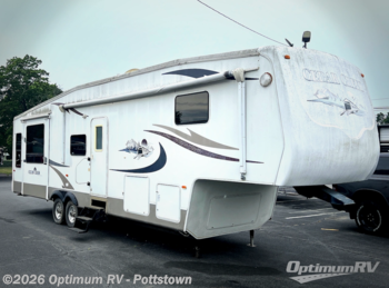 Used 2005 Forest River Cedar Creek 37RDQS available in Pottstown, Pennsylvania