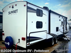 Used 2018 CrossRoads Sunset Trail Super Lite SS289QB available in Pottstown, Pennsylvania