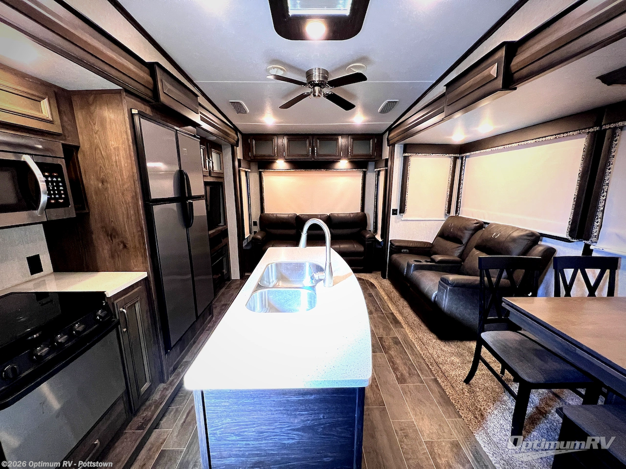 Used 2018 Keystone Montana High Country 305RL available in Pottstown, Pennsylvania