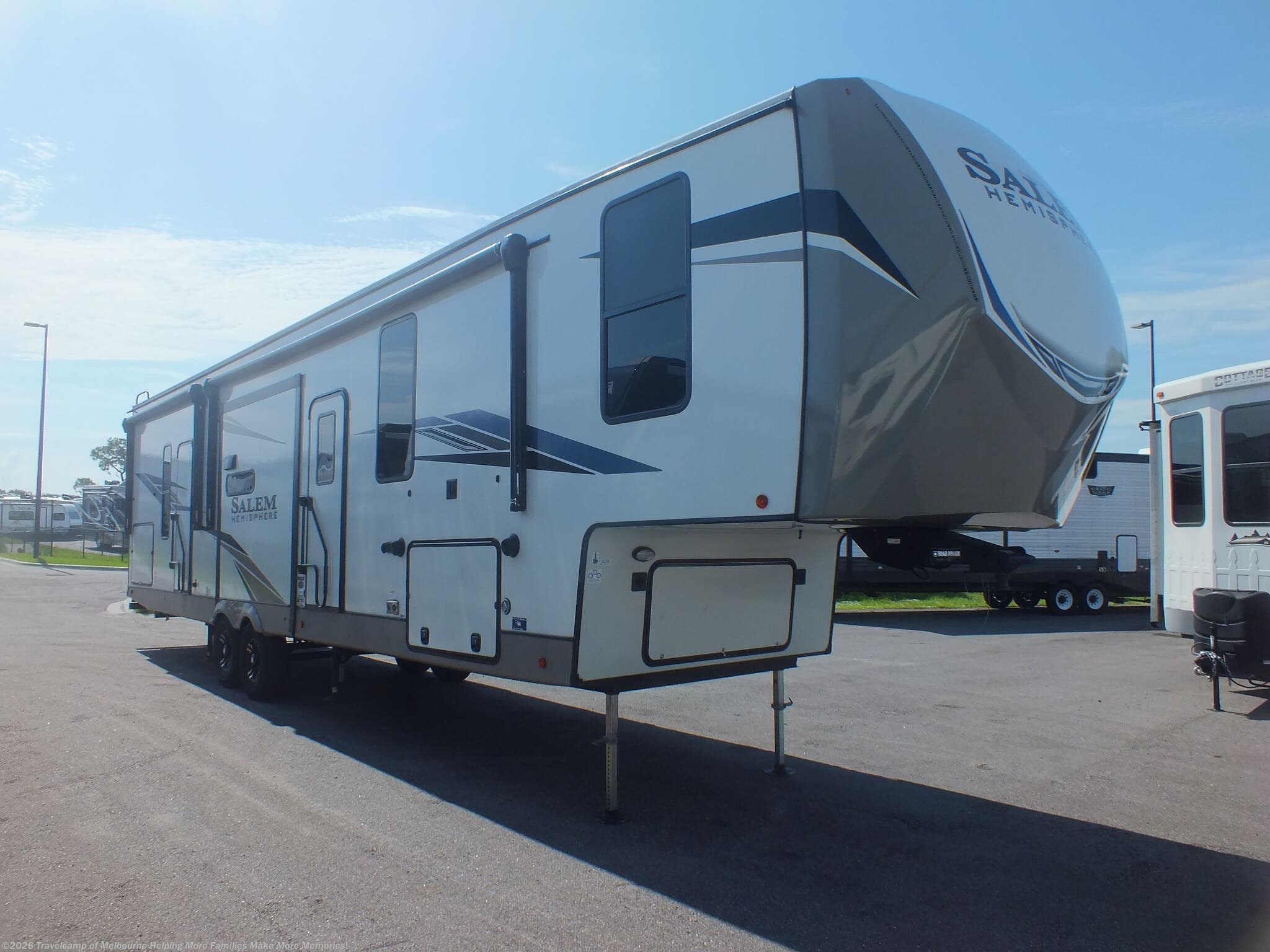 Used 2023  Miscellaneous  SALEM HEMISPHERE 353BED by Miscellaneous from Travelcamp of Melbourne in Melbourne, FL