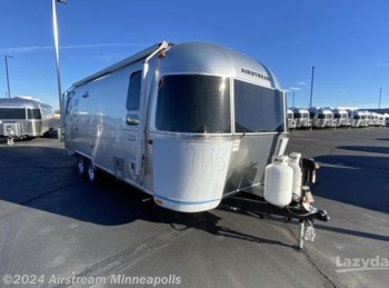New 2024 Airstream International 25FB available in Monticello, Minnesota