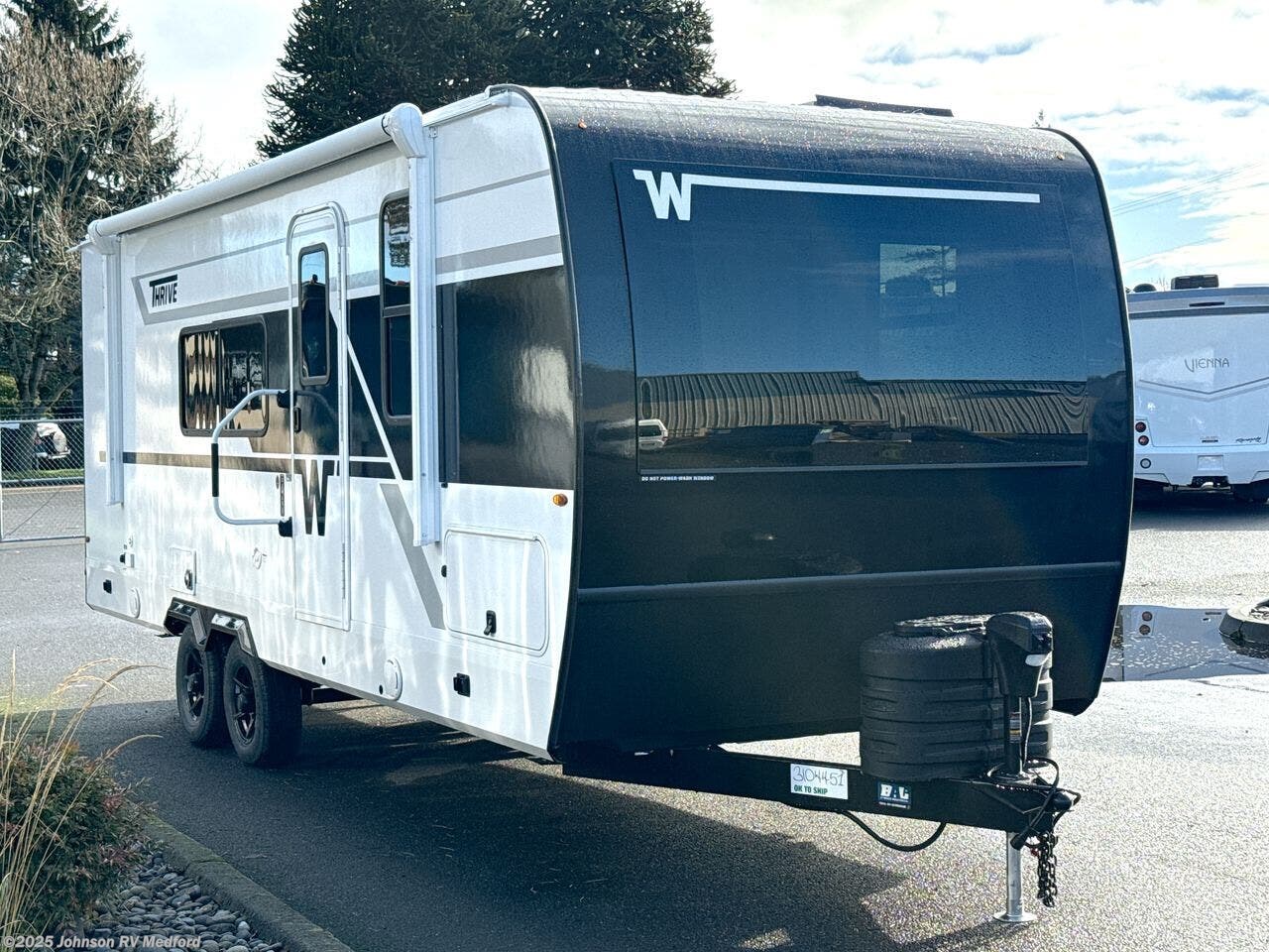 New 2026 Winnebago Thrive 22MBH available in Medford, Oregon