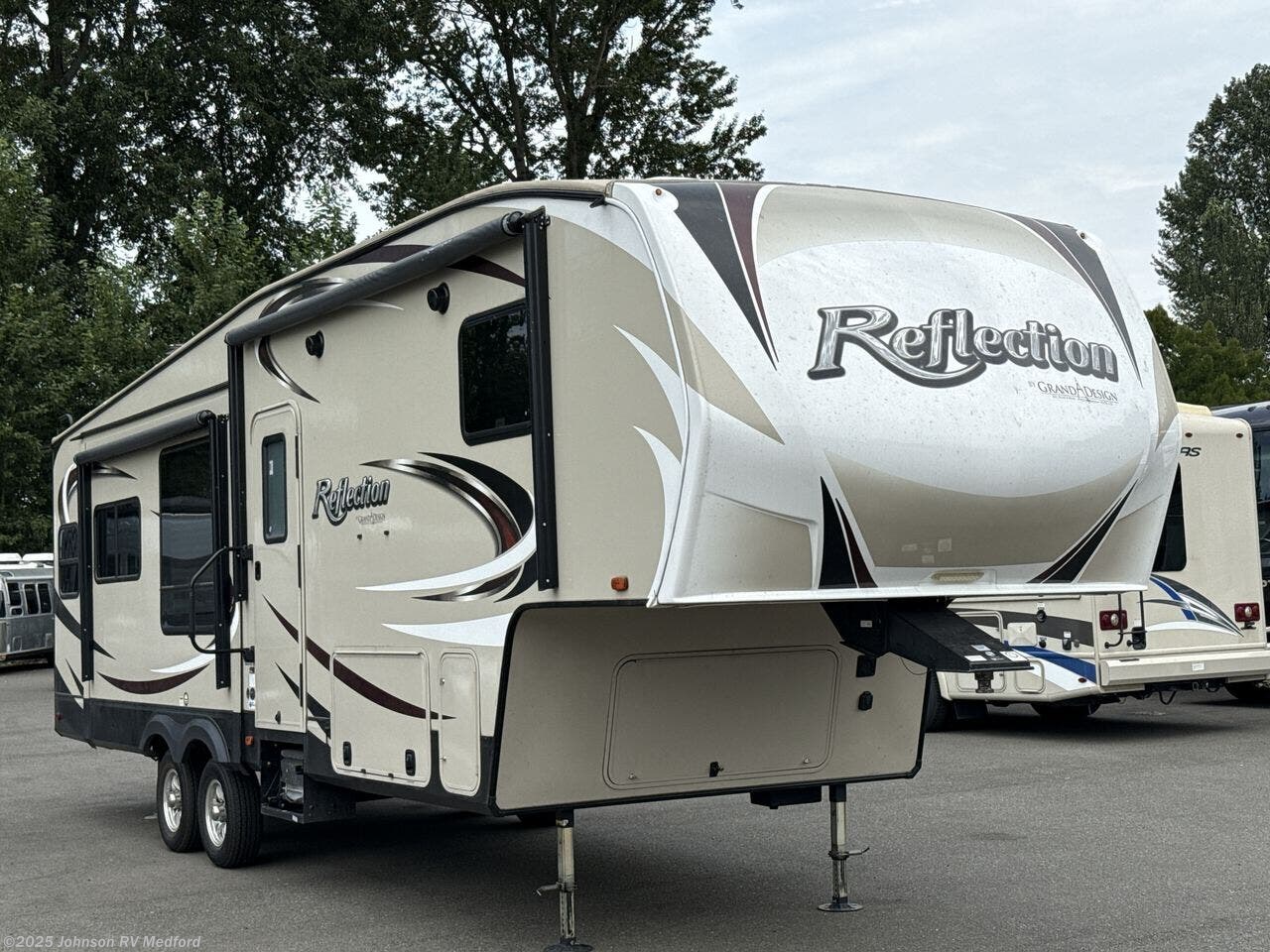 Used 2017 Grand Design Reflection 303RLS available in Medford, Oregon