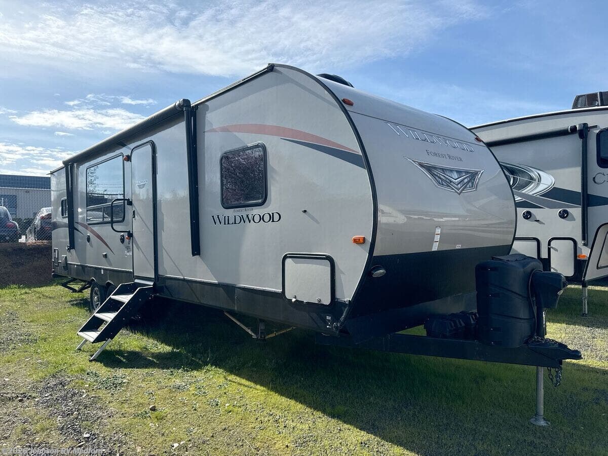 Used 2020 Forest River Wildwood 27RKS available in Medford, Oregon