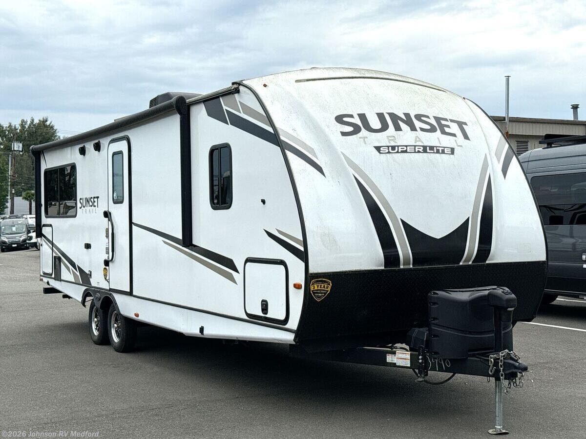 Used 2022 CrossRoads Sunset Trail Super Lite 268RL available in Medford, Oregon