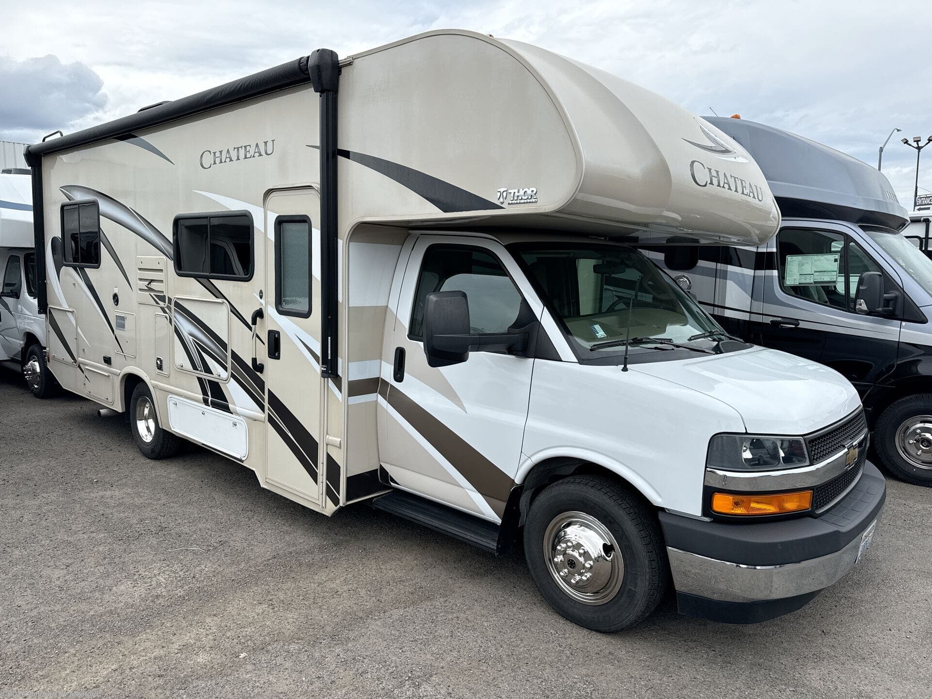 Used 2020 Thor Motor Coach Chateau 25V available in Medford, Oregon