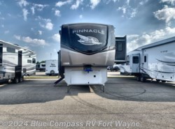 New 2025 Jayco Pinnacle 32RLTS available in Columbia City, Indiana