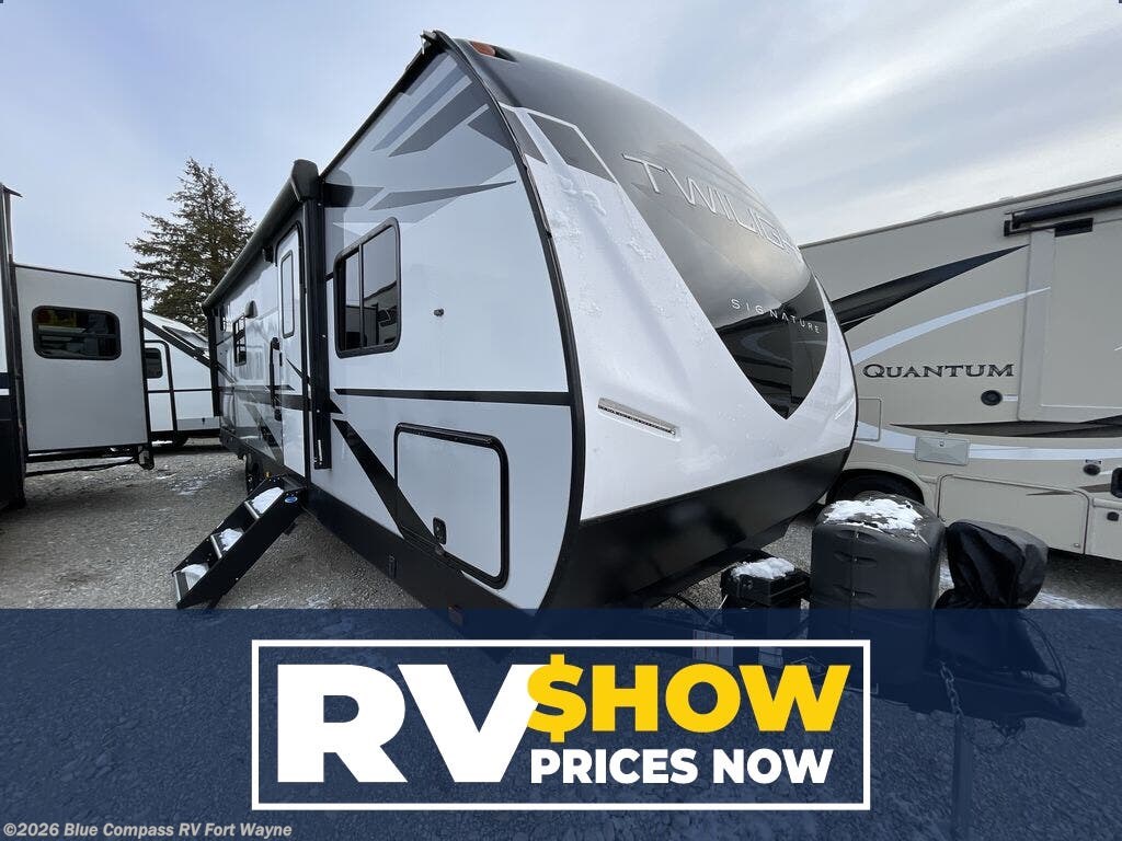 Used 2021 Cruiser RV Twilight Signature TWS 2600 available in Columbia City, Indiana