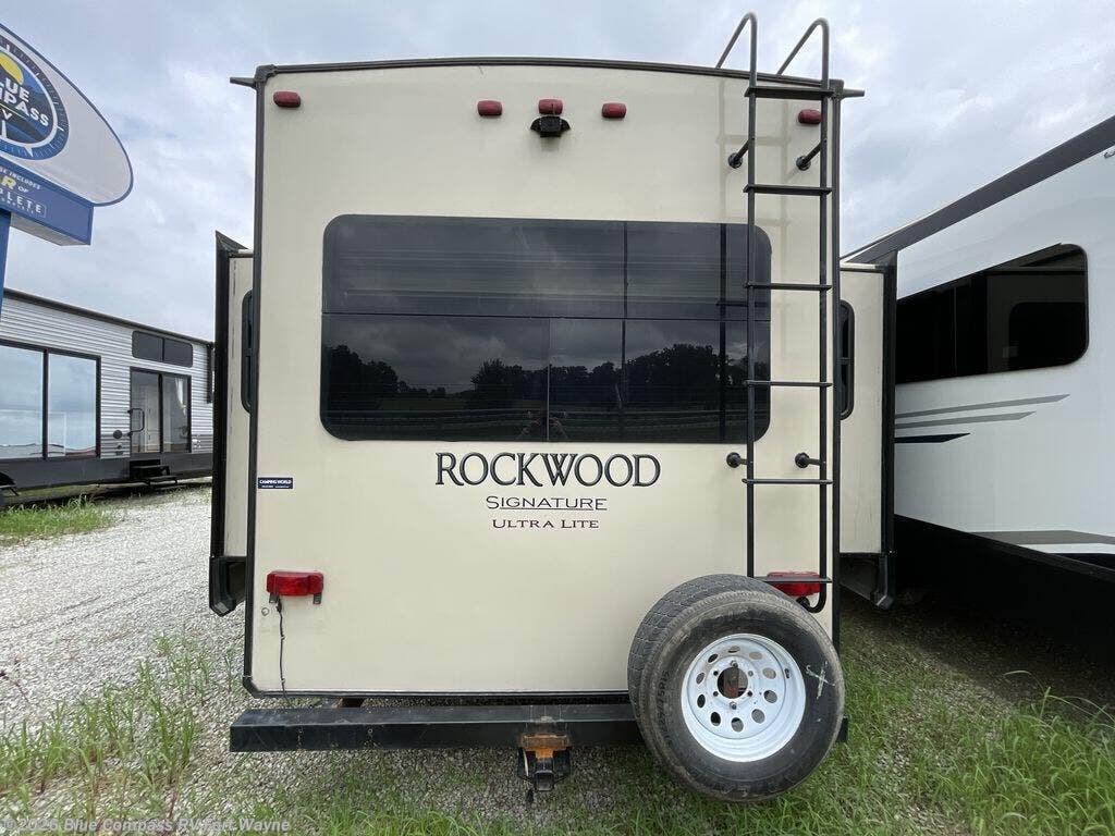 Used 2017 Forest River Rockwood Signature Ultra Lite 8289WS available in Columbia City, Indiana