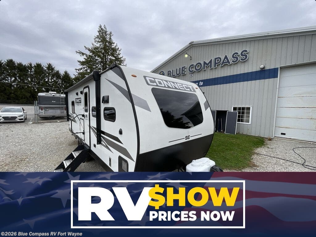 Used 2021  K-Z Connect SE C221FKKSE by K-Z from Blue Compass RV Fort Wayne in Columbia City, IN