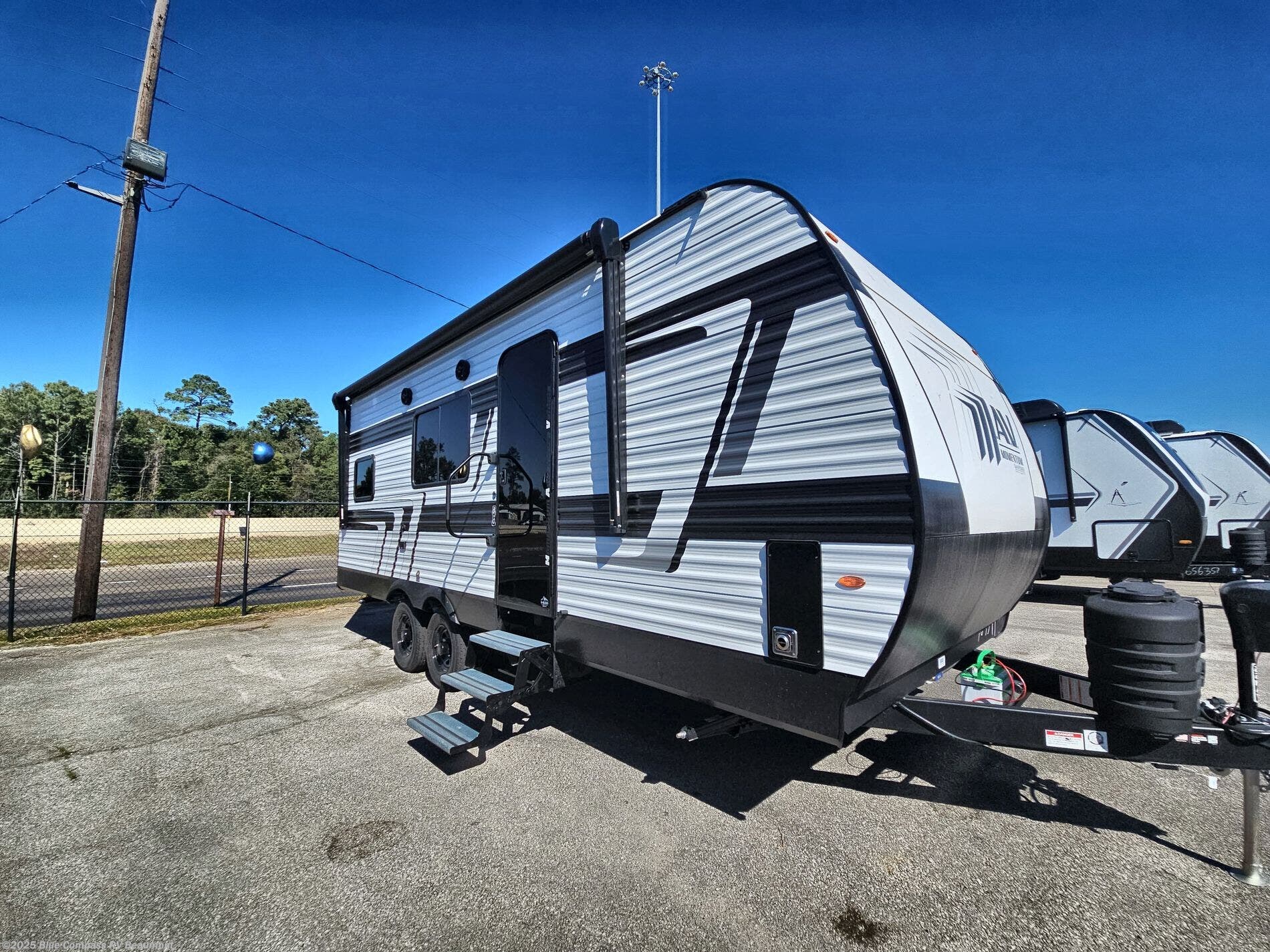 New 2026 Grand Design Momentum MAV 22MAV available in Vidor, Texas