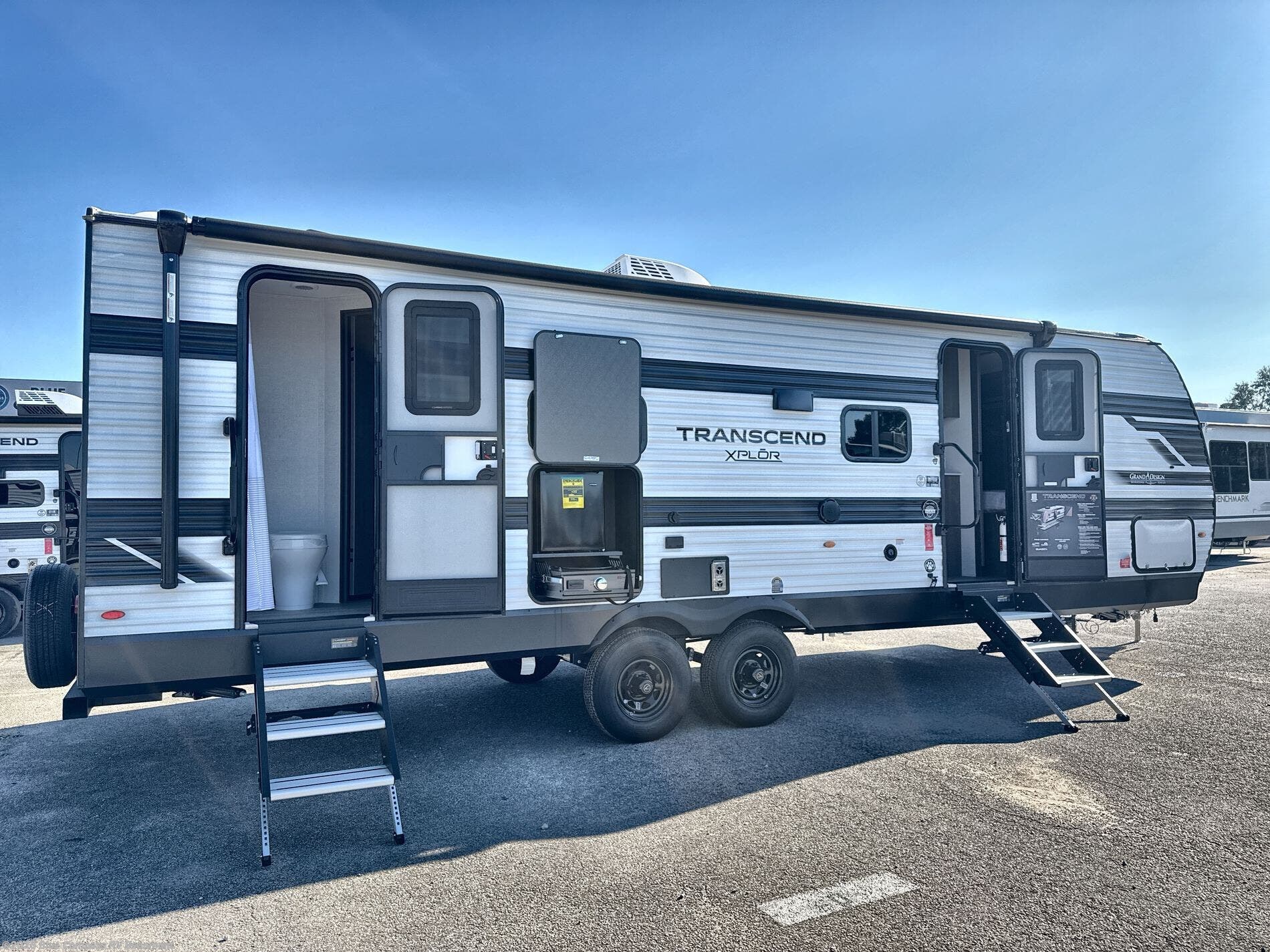 New 2026 Grand Design Transcend Xplor 27DBX available in Vidor, Texas