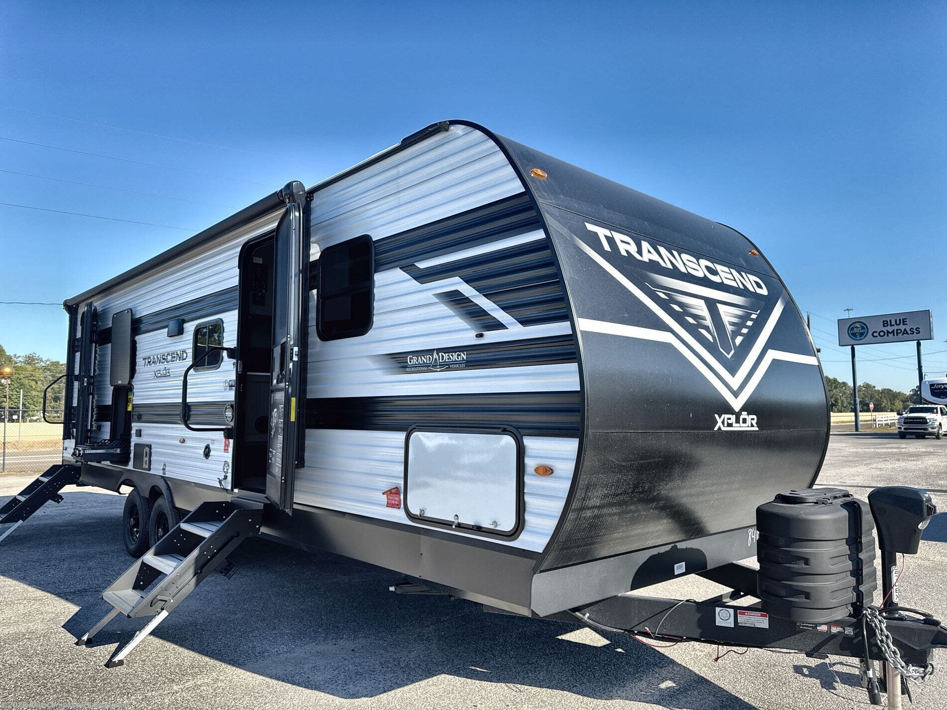 New 2026 Grand Design Transcend Xplor 27DBX available in Vidor, Texas