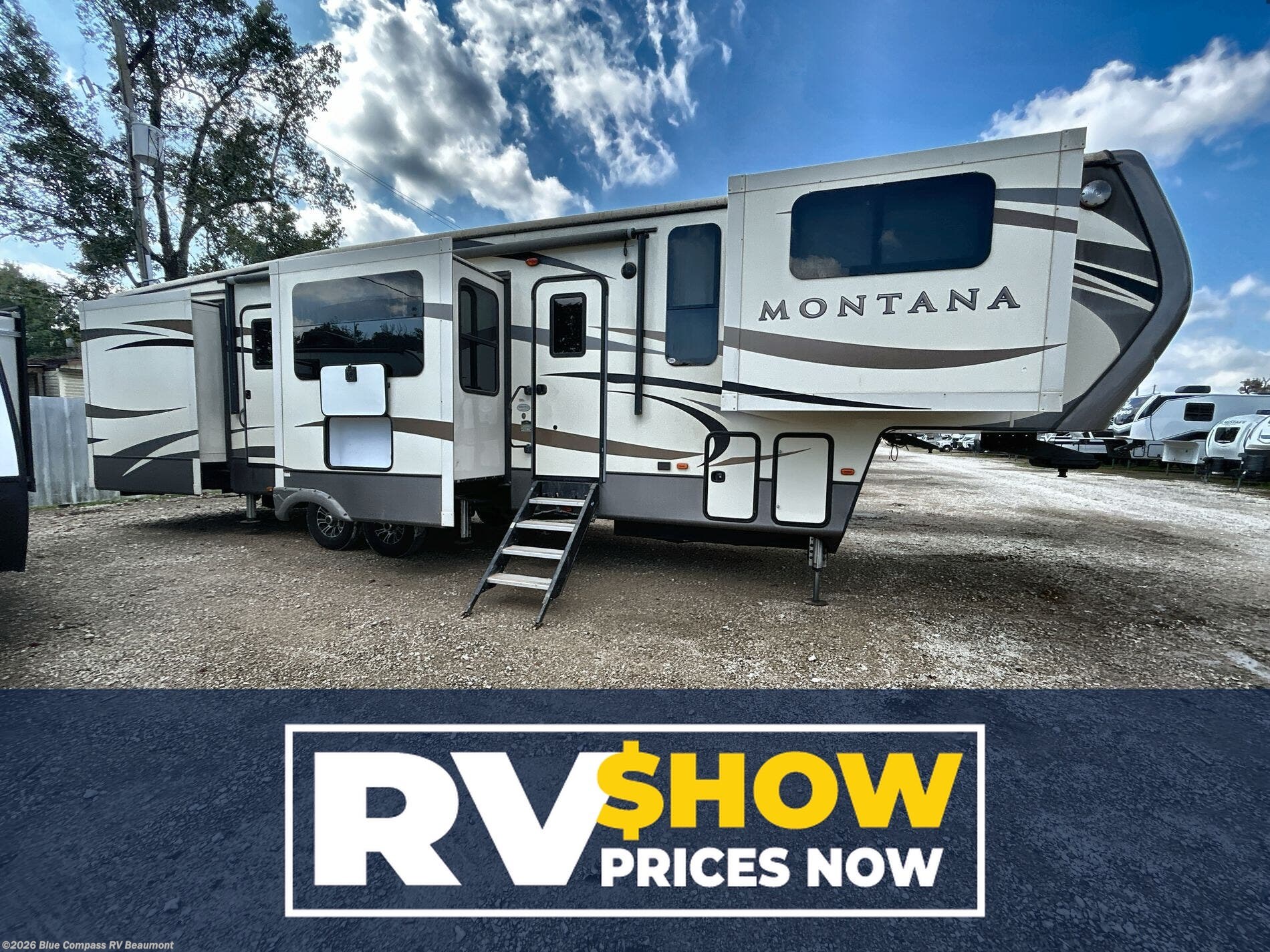 Used 2017 Keystone Montana 373FL available in Vidor, Texas