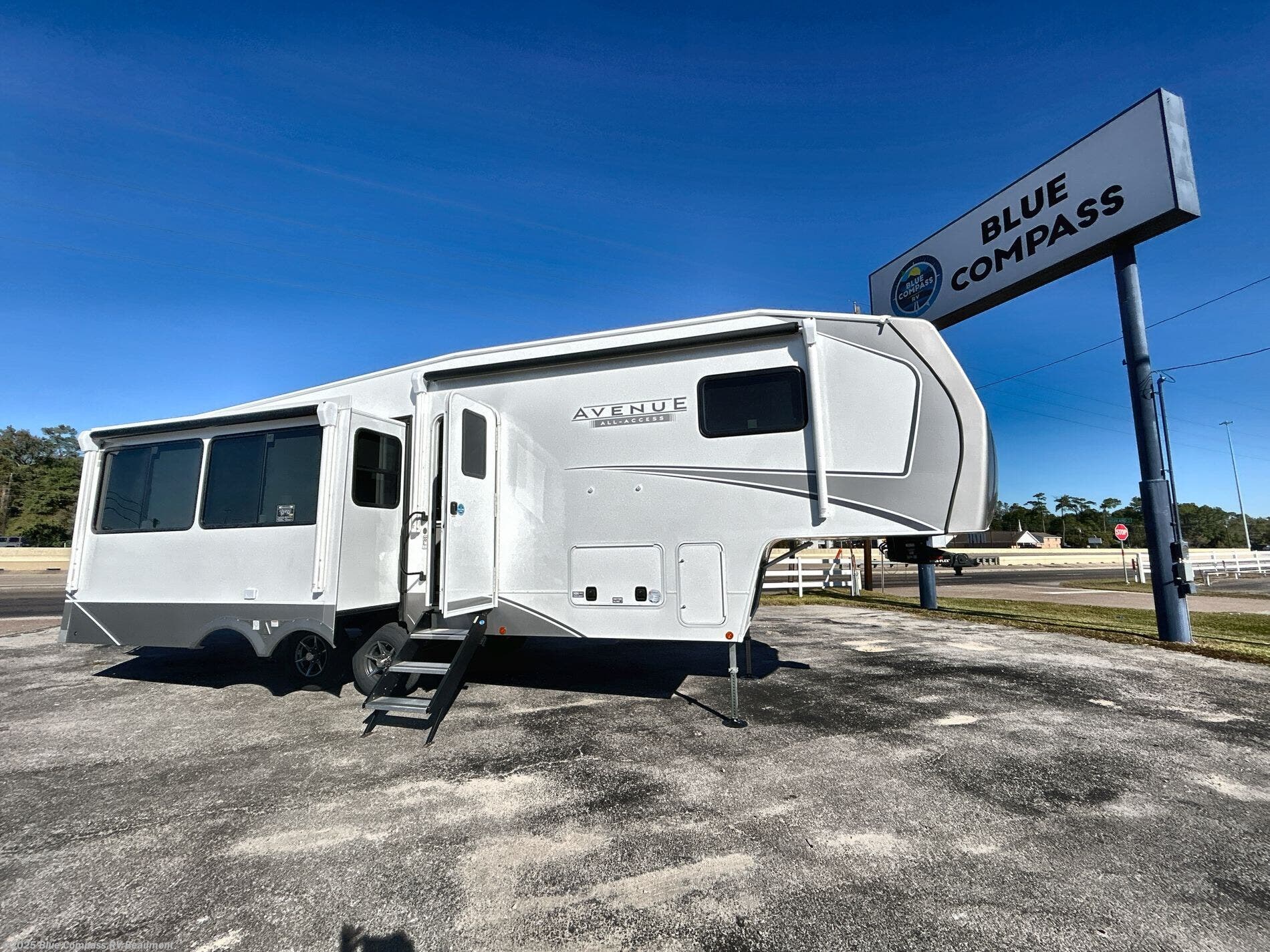New 2026 Alliance RV Avenue All-Access 29RL available in Vidor, Texas
