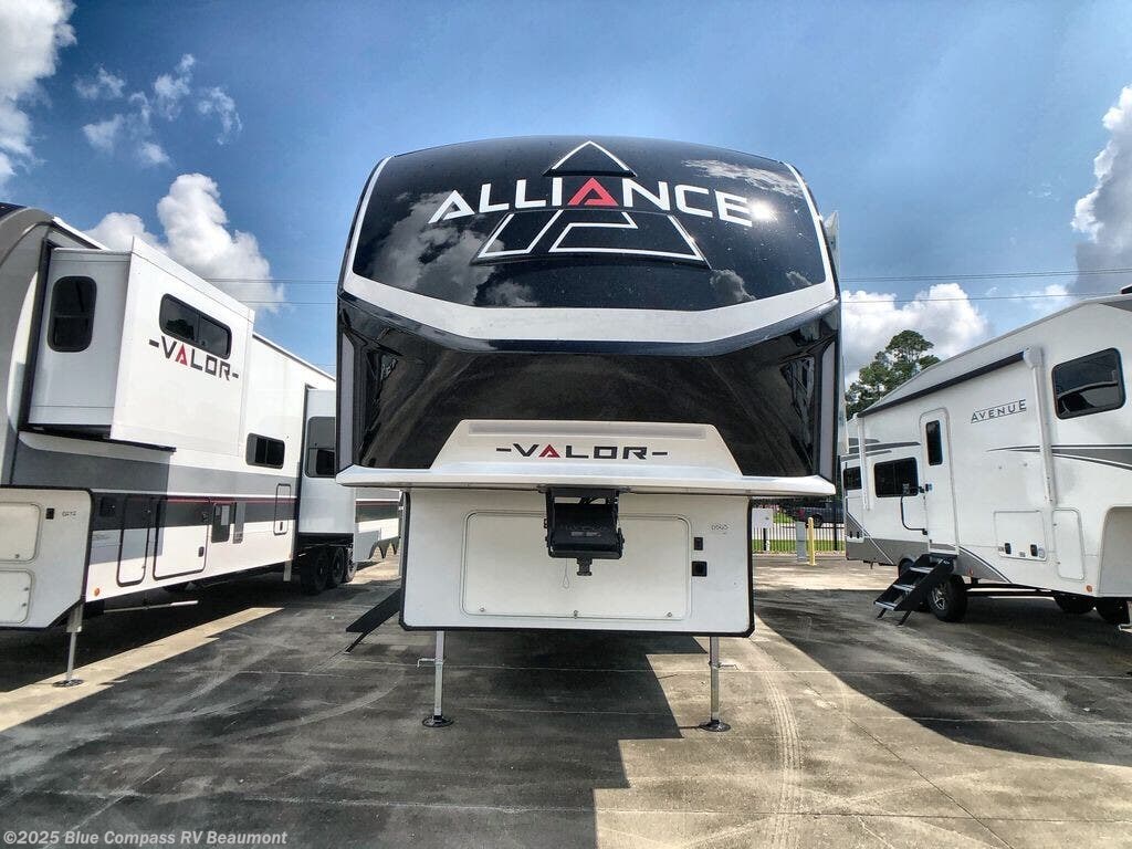 New 2026 Alliance RV Valor All-Access 32A10 available in Vidor, Texas