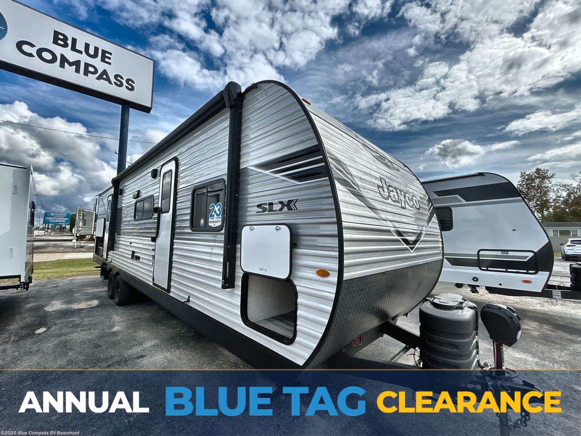 New 2026 Jayco Jay Flight SLX 321BDS available in Vidor, Texas