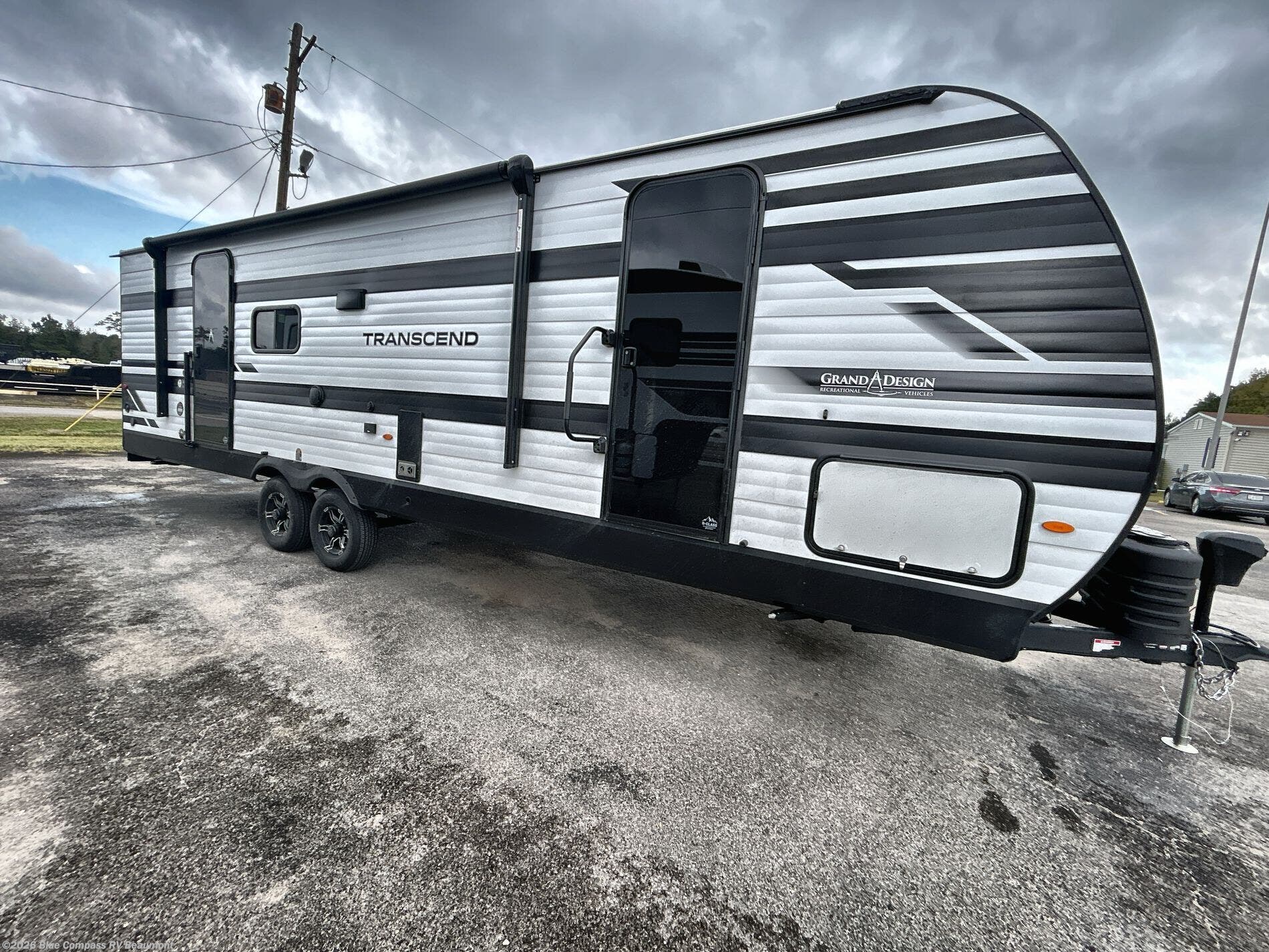 New 2026 Grand Design Transcend 265BHT available in Vidor, Texas