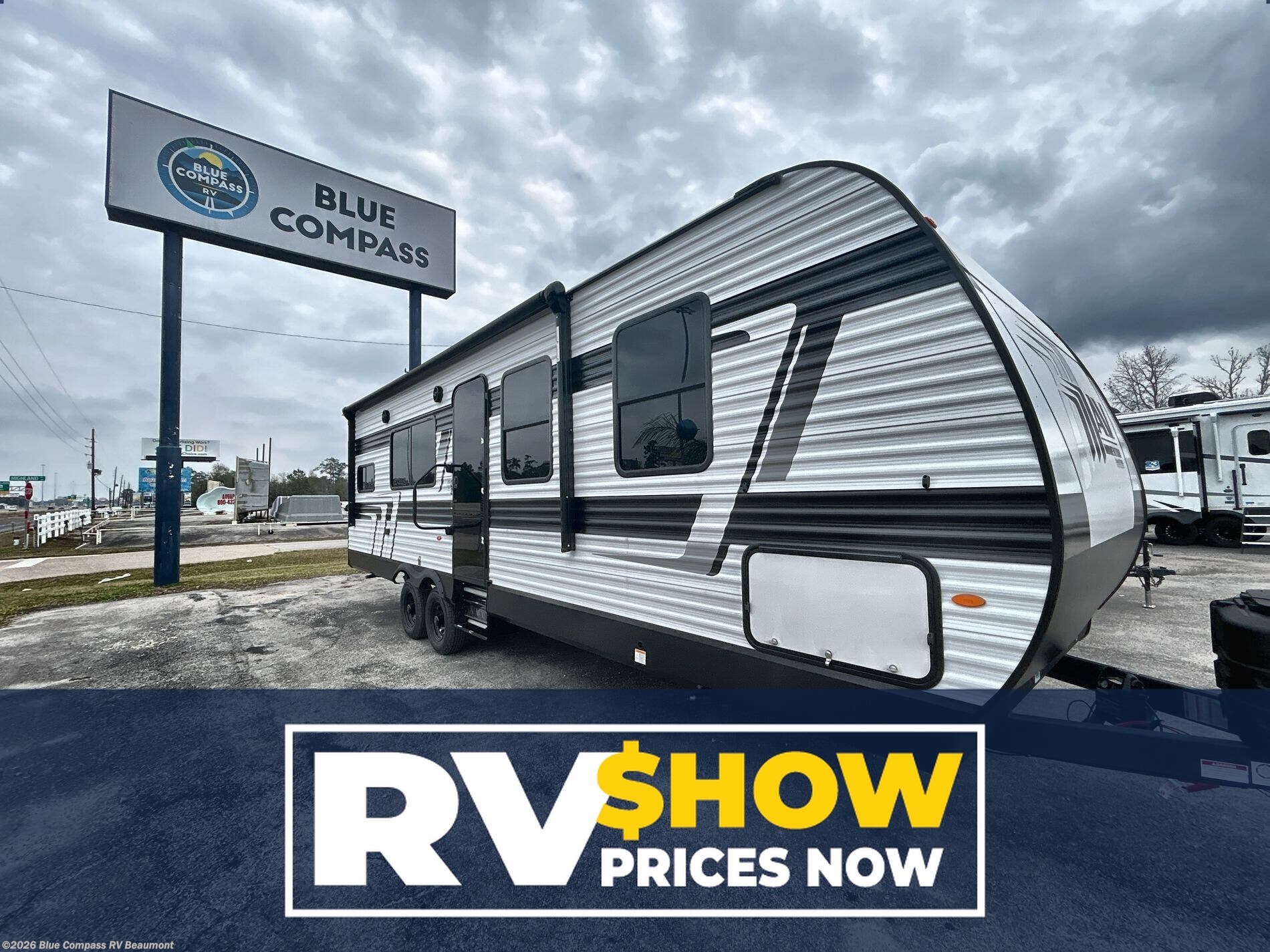 New 2026 Grand Design Momentum MAV 27MAV available in Vidor, Texas