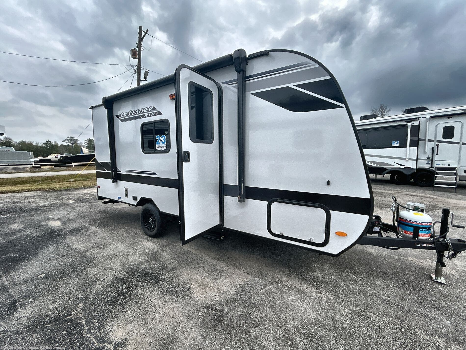 New 2026 Jayco Jay Feather Air SL 17BHSL available in Vidor, Texas