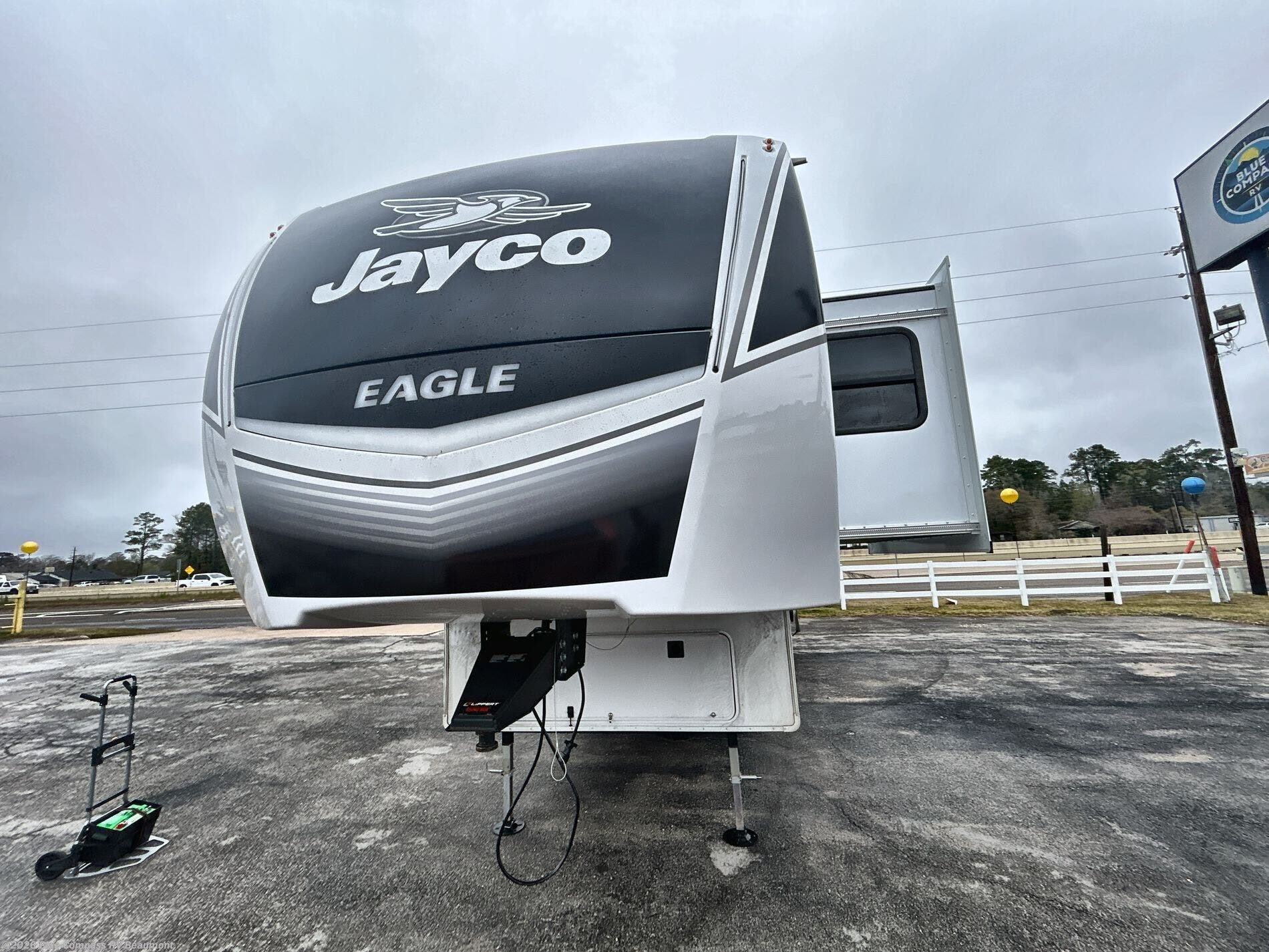 New 2026 Jayco Eagle 365UKTS available in Vidor, Texas