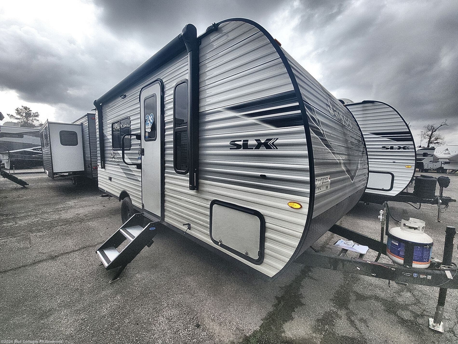 New 2026 Jayco Jay Flight SLX 175FQ available in Vidor, Texas