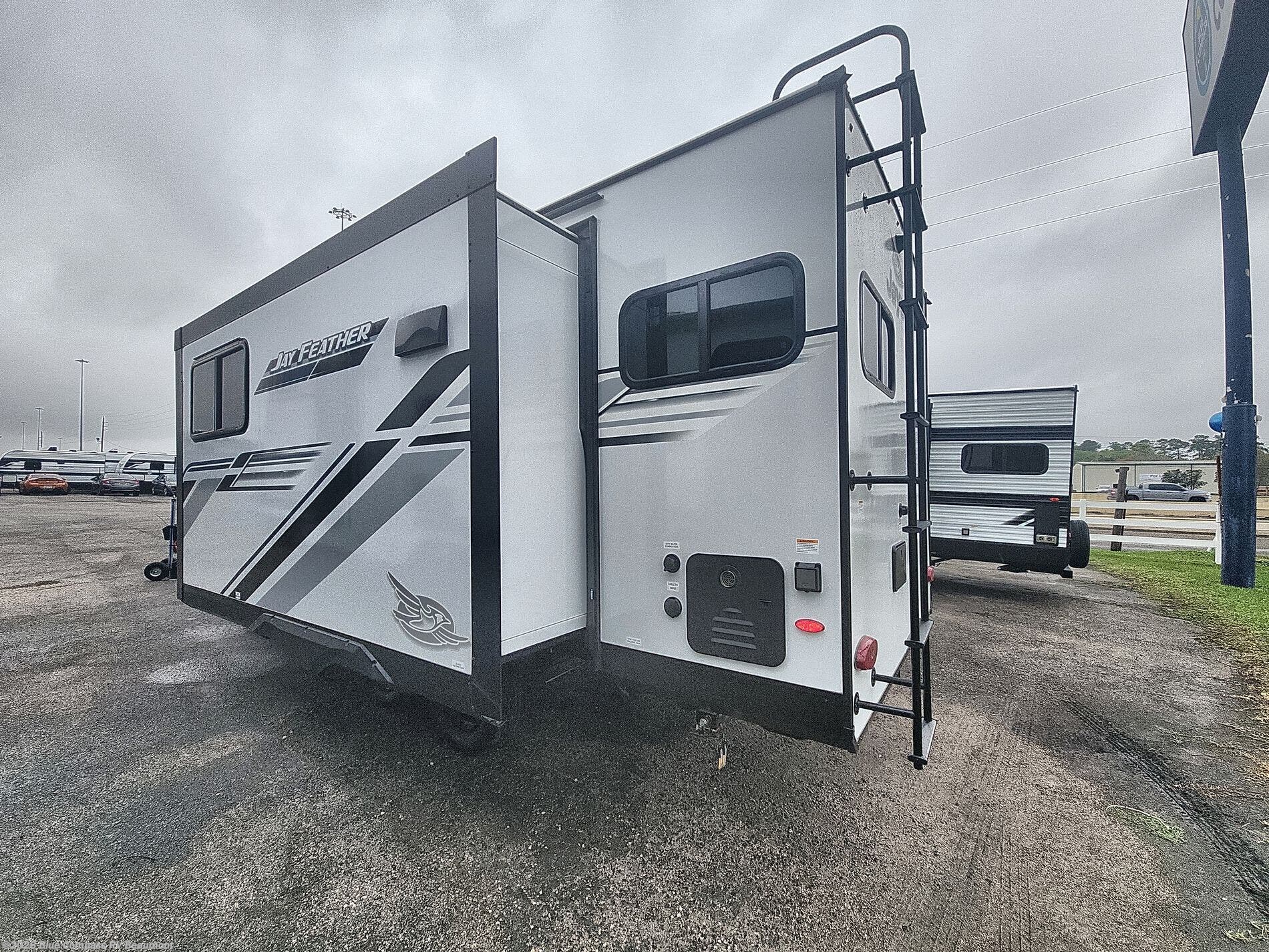 New 2026 Jayco Jay Feather 21MML available in Vidor, Texas