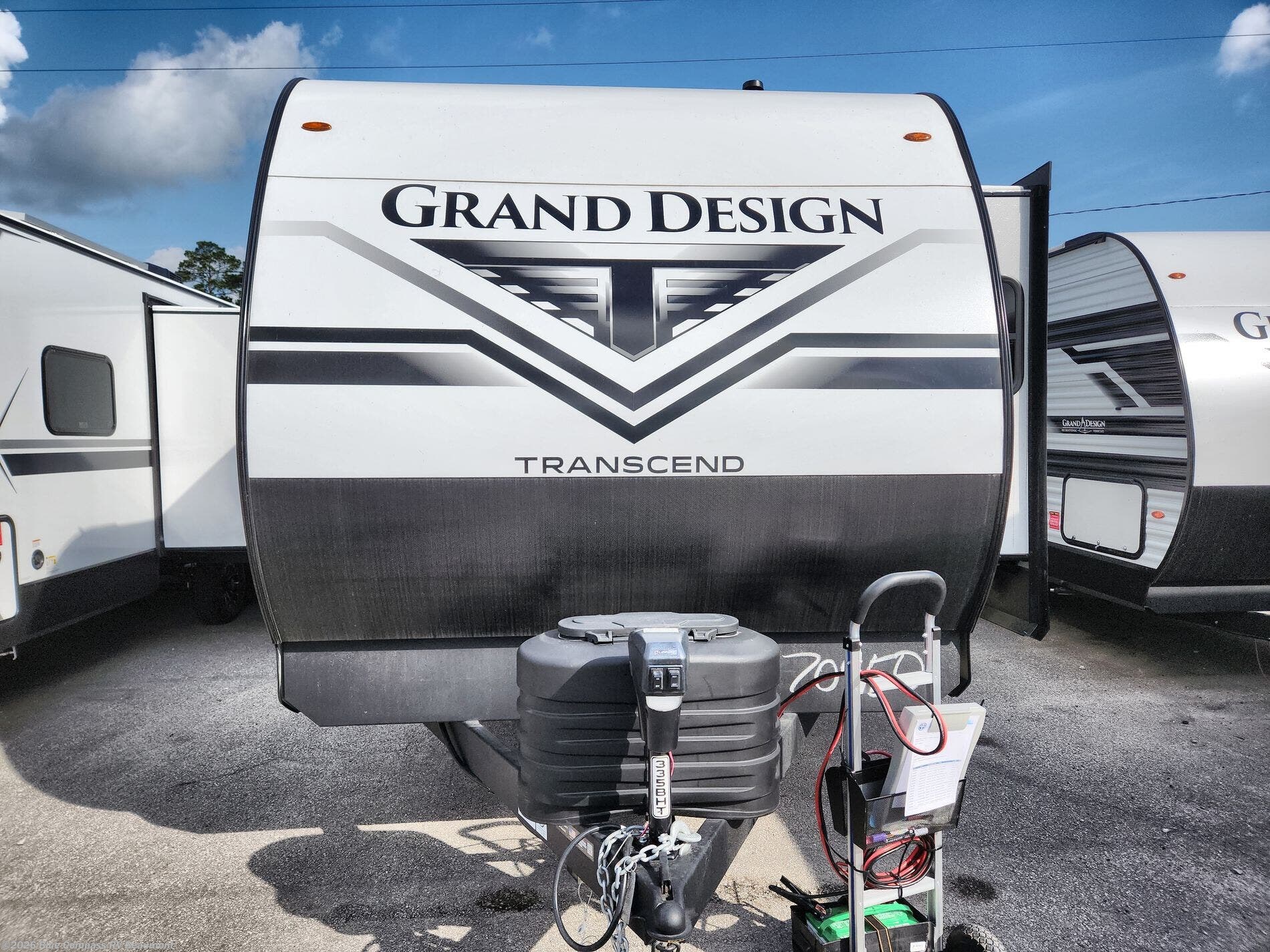 New 2026 Grand Design Transcend Xplor 335BHT available in Vidor, Texas