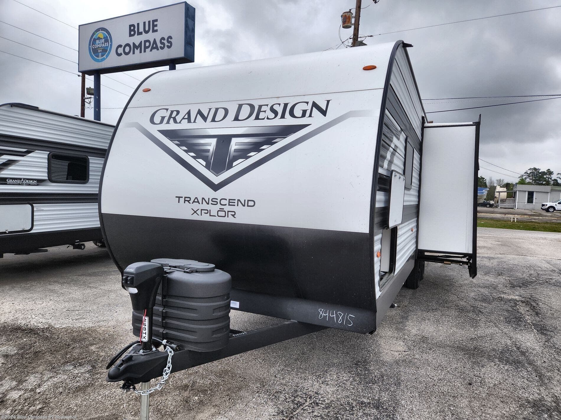 New 2026 Grand Design Transcend Xplor 27DBX available in Vidor, Texas