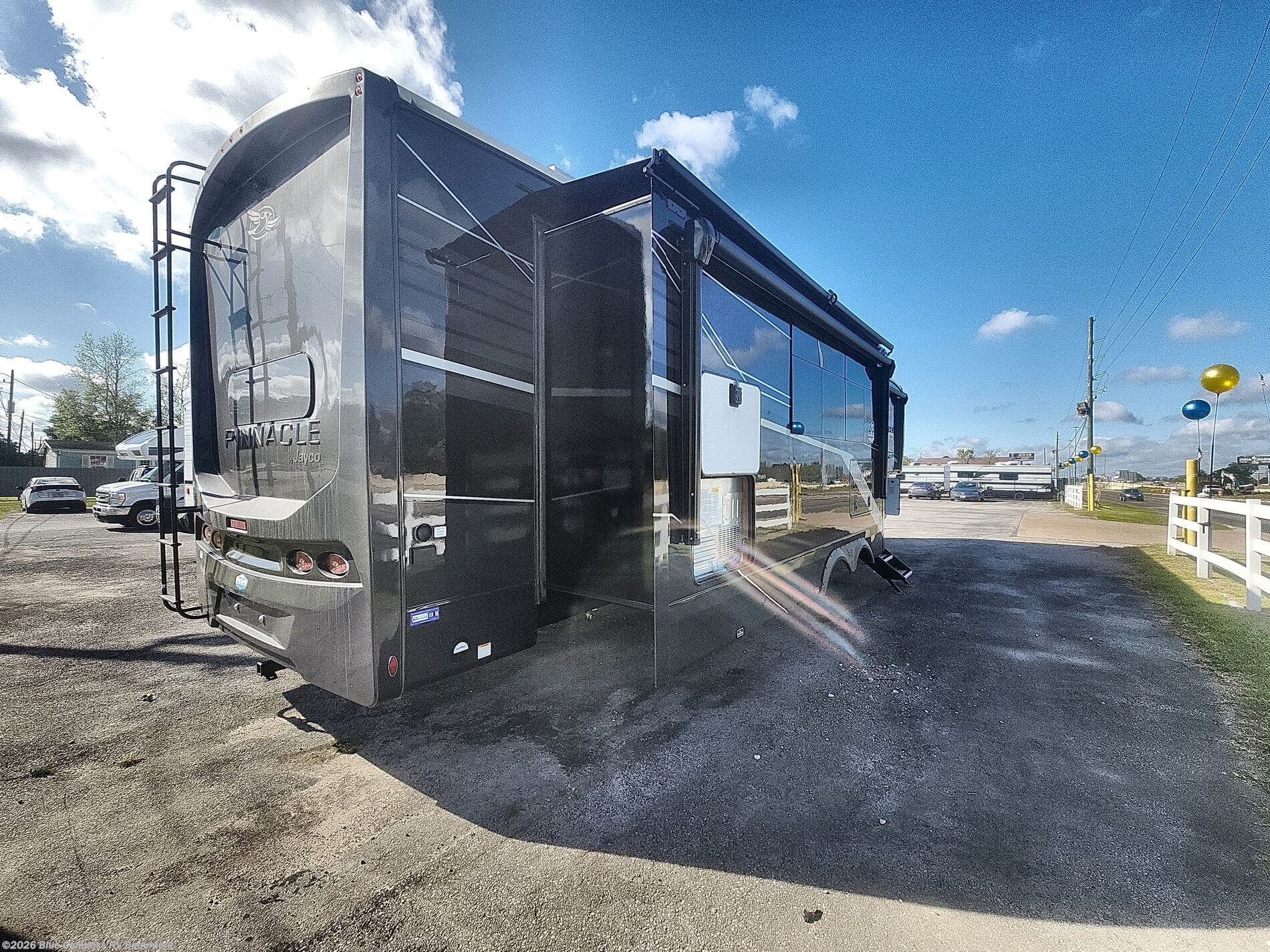 New 2026 Jayco Pinnacle 38FBRK available in Vidor, Texas