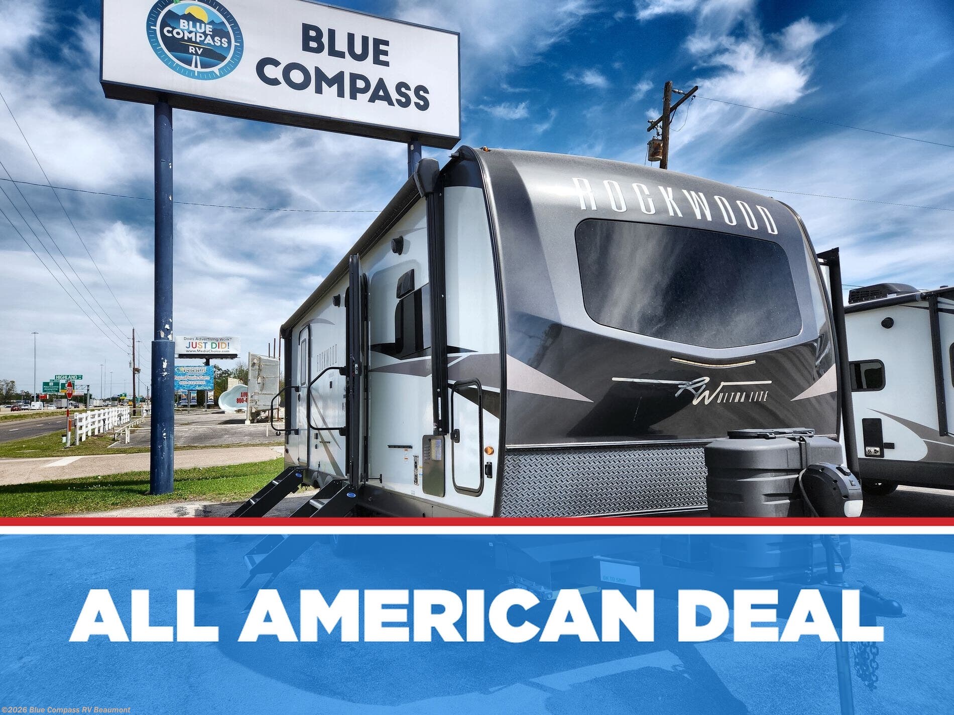 Used 2023 Forest River Rockwood Ultra Lite 2608BS available in Vidor, Texas