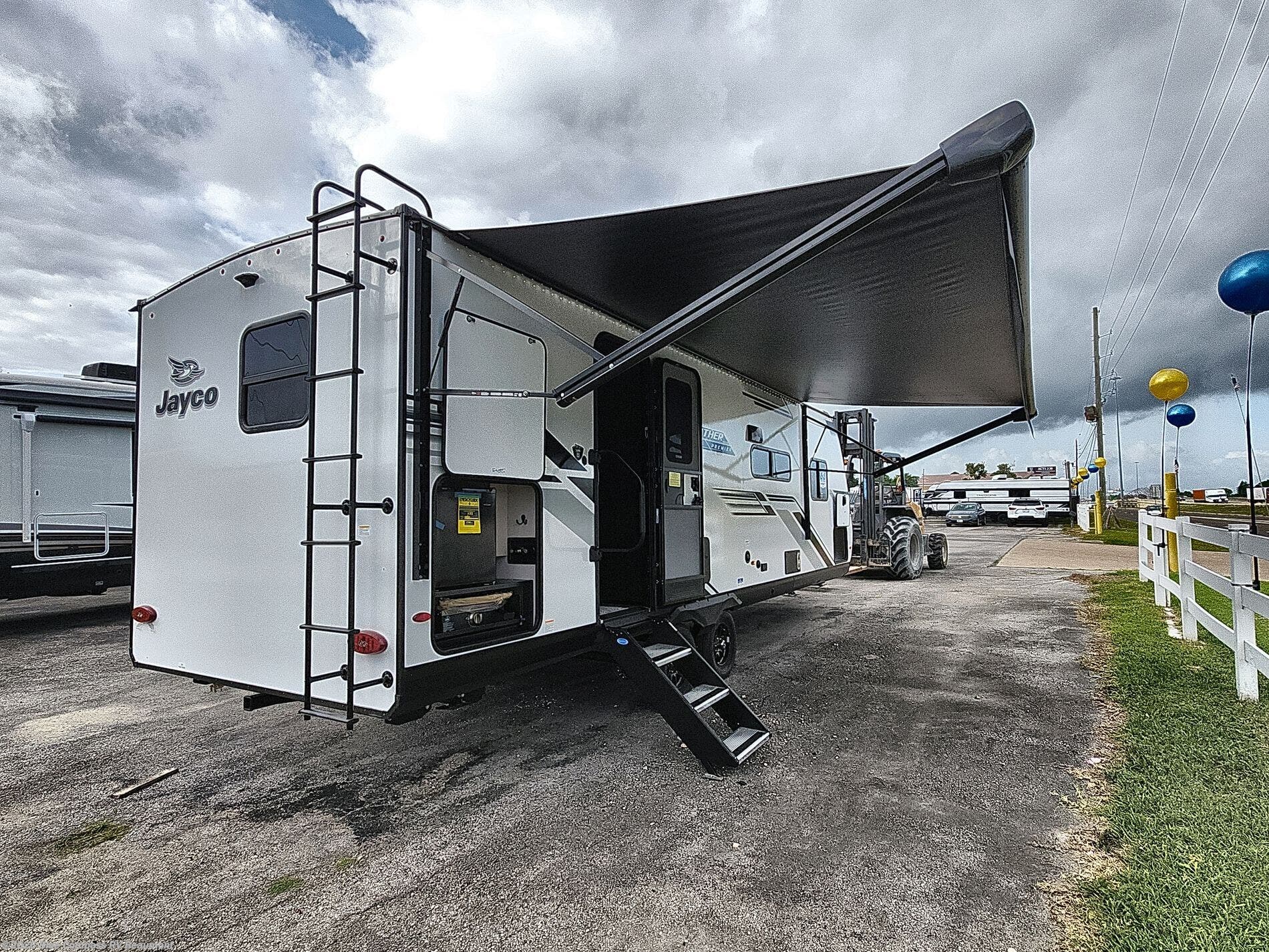 New 2026 Jayco Jay Feather 25RB available in Vidor, Texas