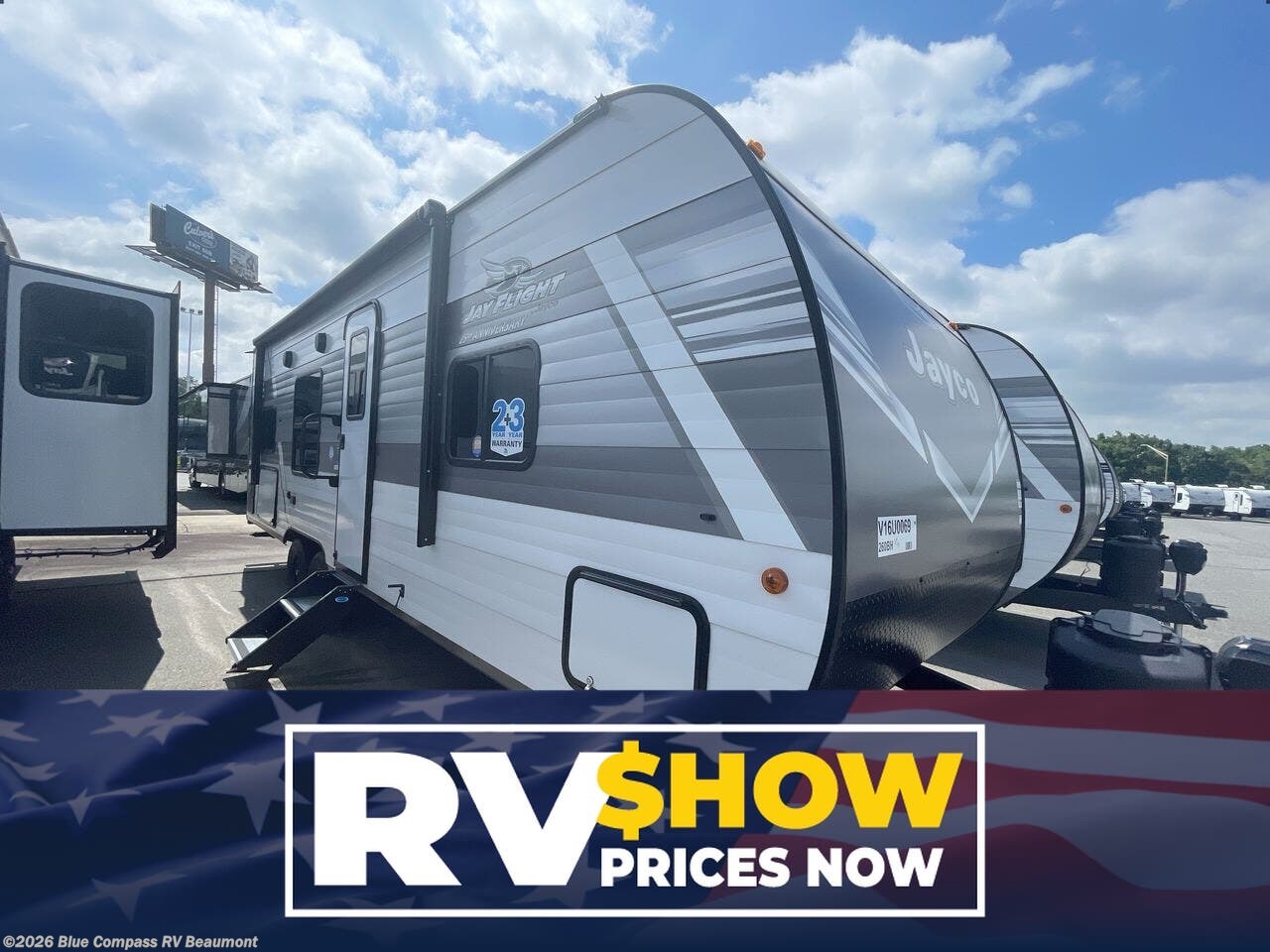New 2027  Jayco Jay Flight 261BHS by Jayco from Blue Compass RV Beaumont in Vidor, TX