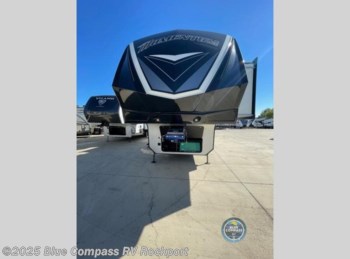New 2023 Grand Design Momentum 397THS-R available in Rockport, Texas