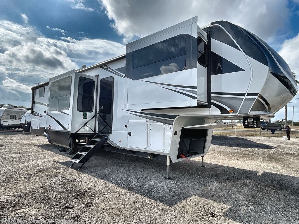New 2026 Grand Design Solitude 380FL available in Rockport, Texas