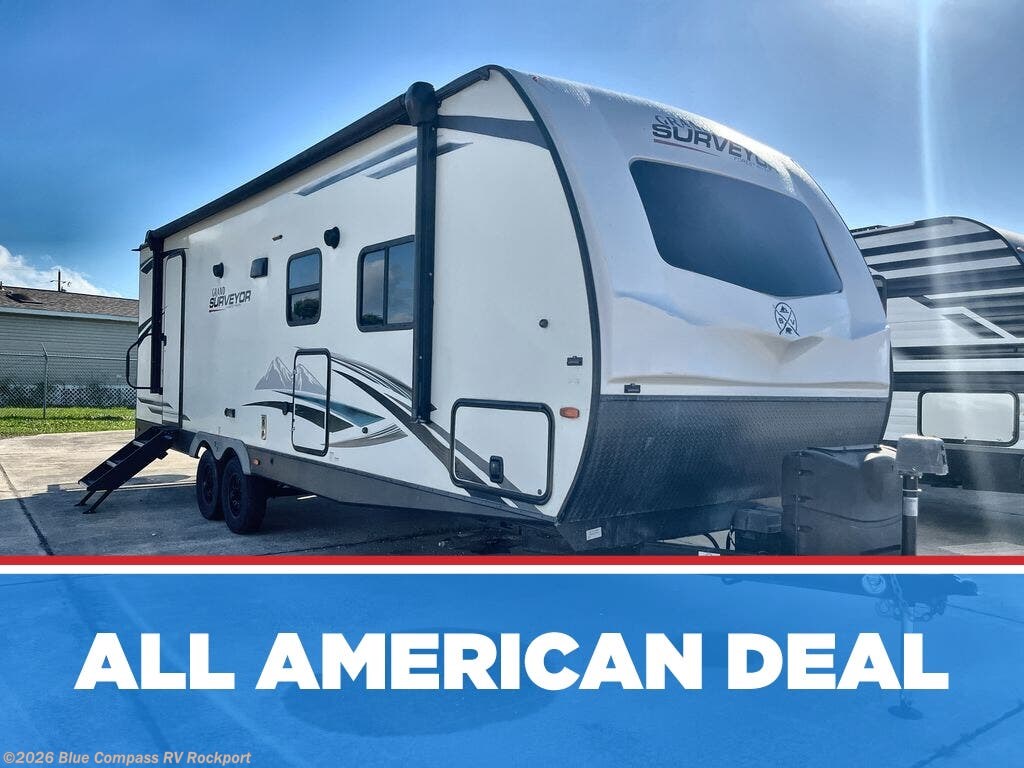 Used 2022 Forest River Grand Surveyor 267RBSS available in Rockport, Texas