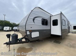 Used 2017 CrossRoads Zinger Z1 Series ZR328SB available in Rockport, Texas