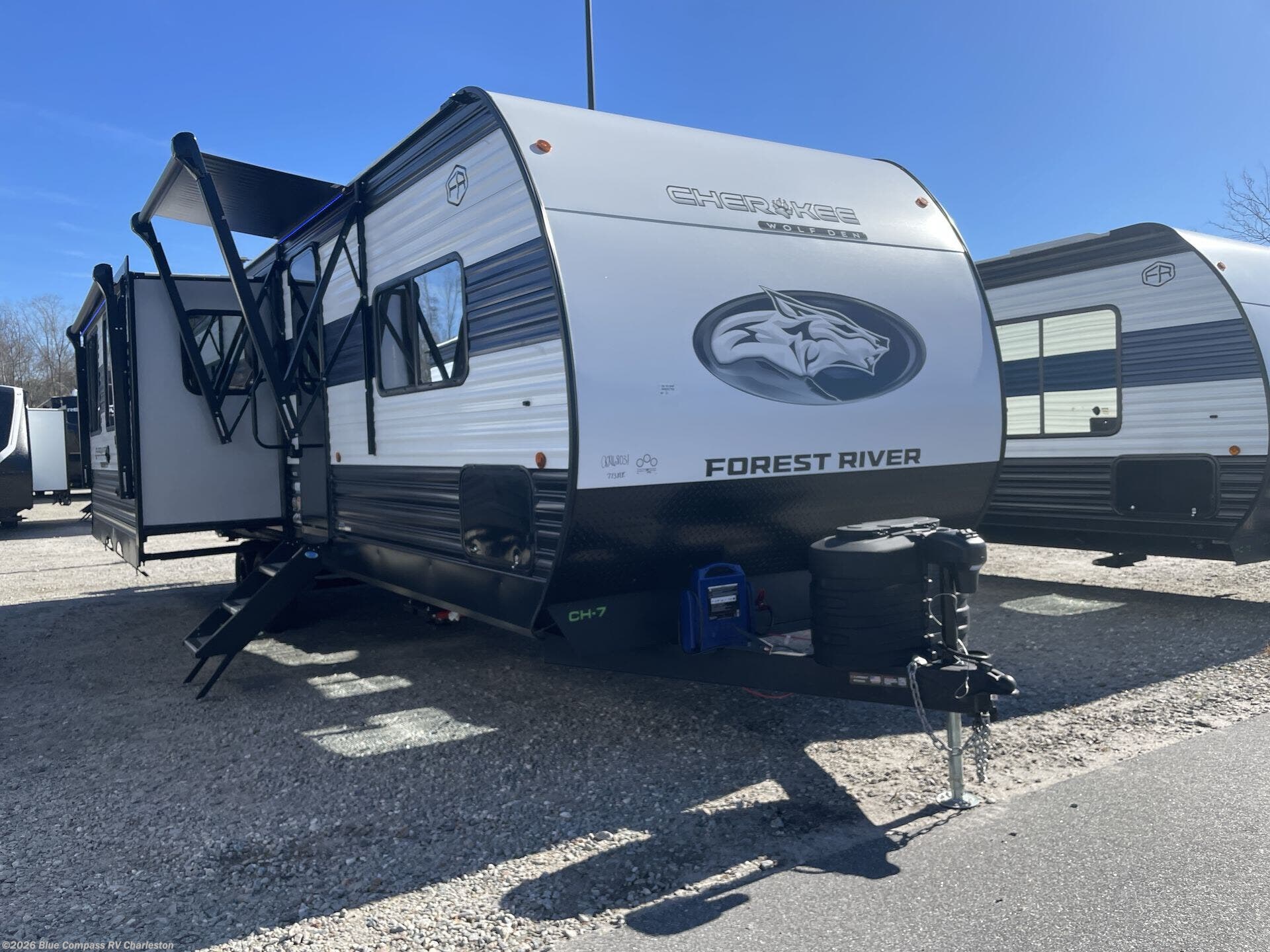 New 2026 Forest River Cherokee Wolf Den 273XLK available in Ladson, South Carolina