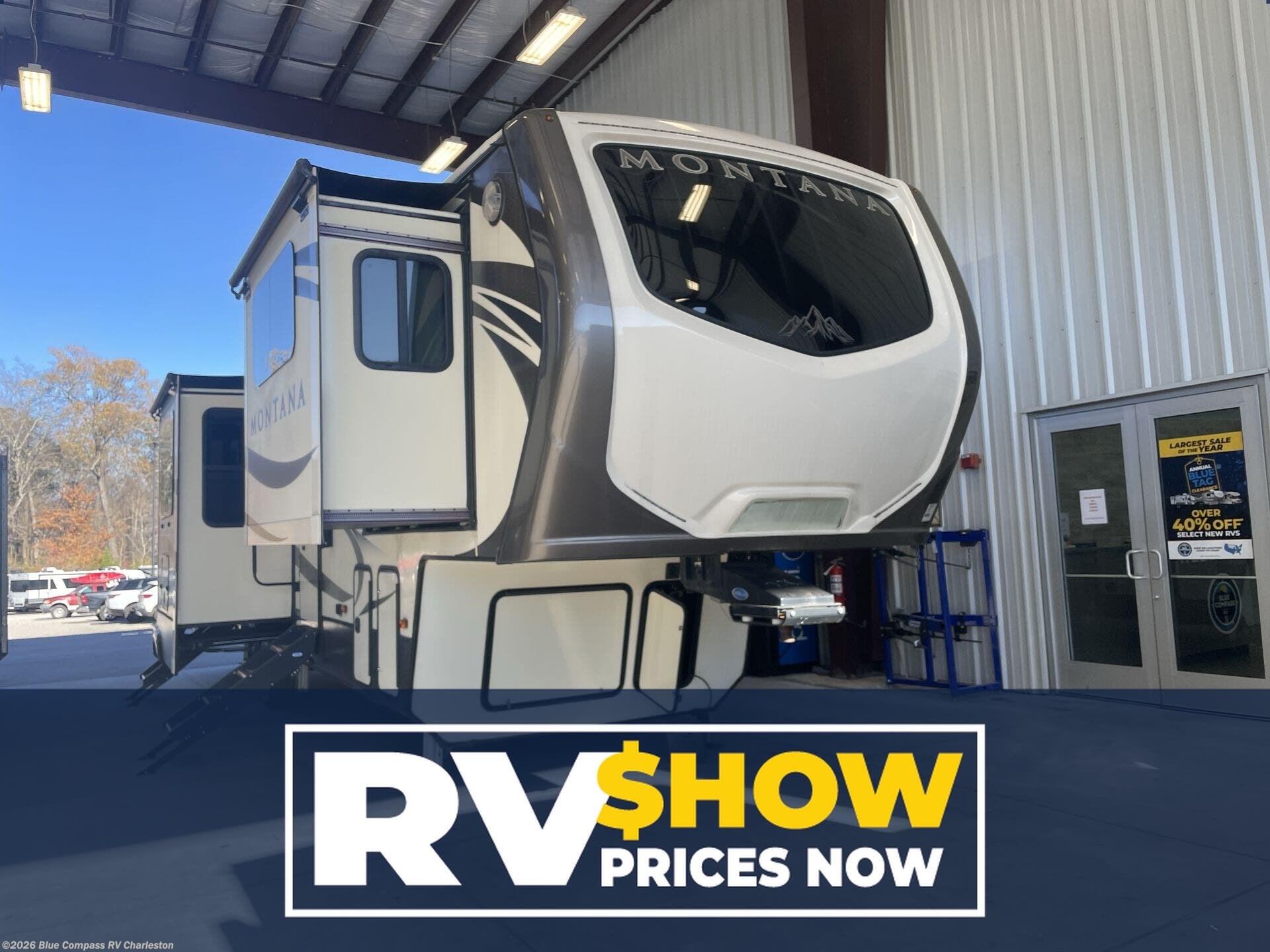 Used 2017 Keystone Montana 3731 FL available in Ladson, South Carolina
