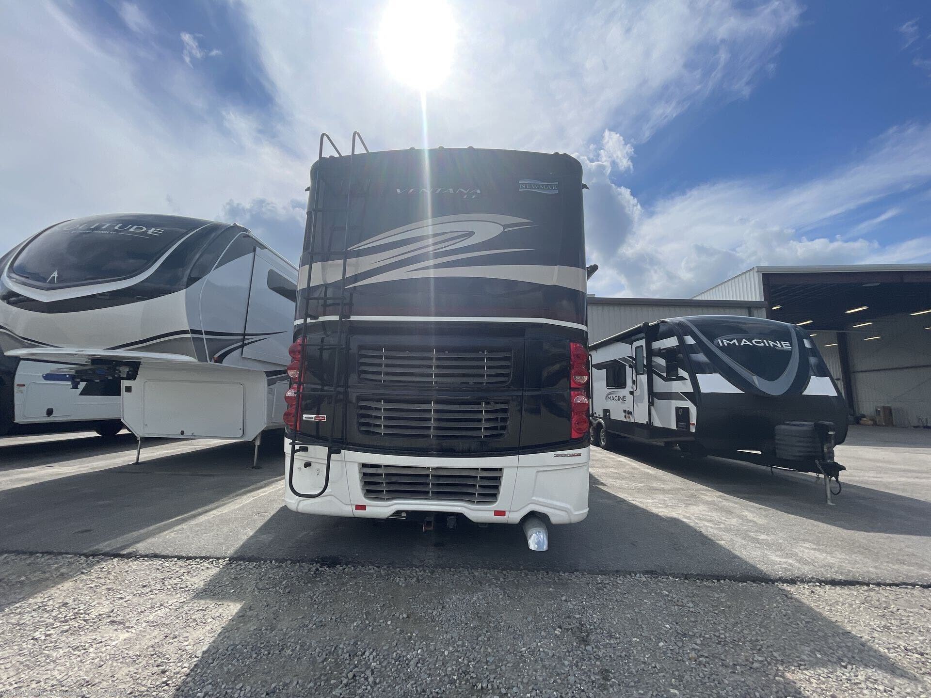 Used 2017 Newmar Ventana LE 4037 available in Ladson, South Carolina