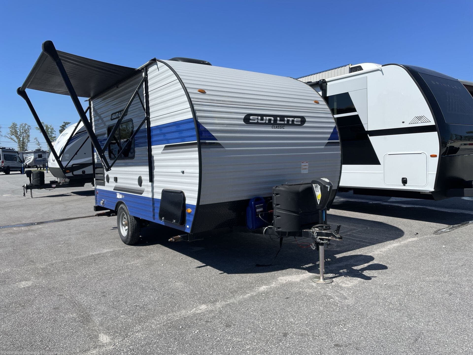 Used 2021 Sunset Park RV  Sun-Lite 16BH available in Ladson, South Carolina