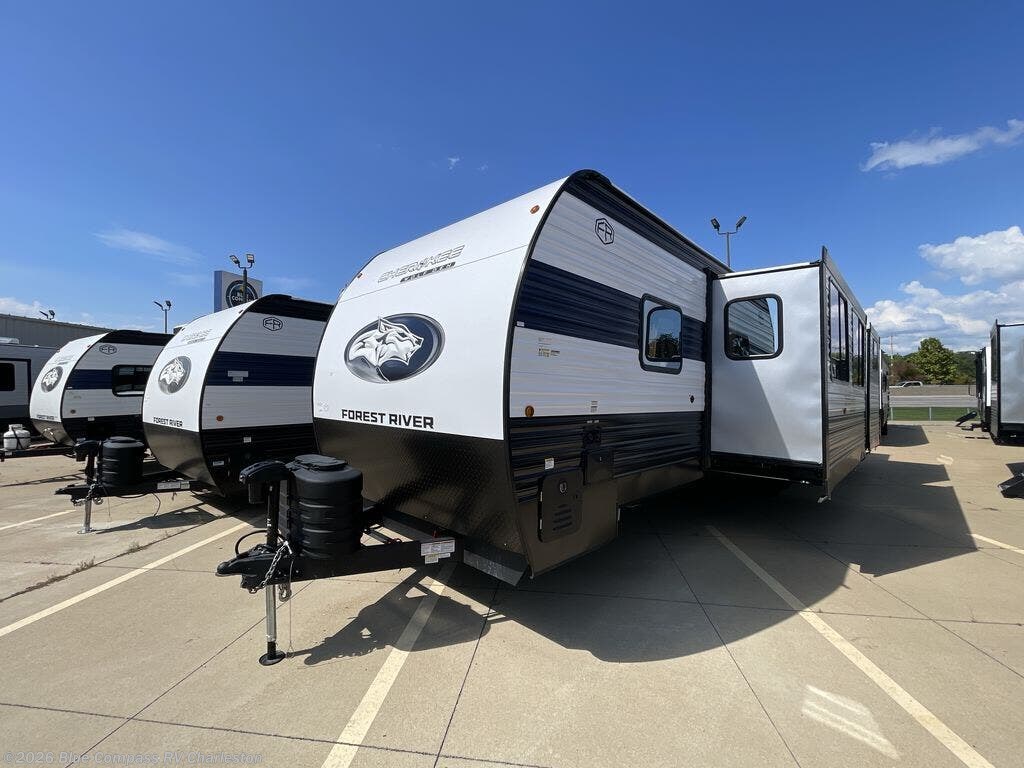 New 2026 Forest River Cherokee Wolf Den 301BH available in Ladson, South Carolina