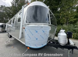 New 2025 Airstream Classic 33FBQ available in Colfax, North Carolina