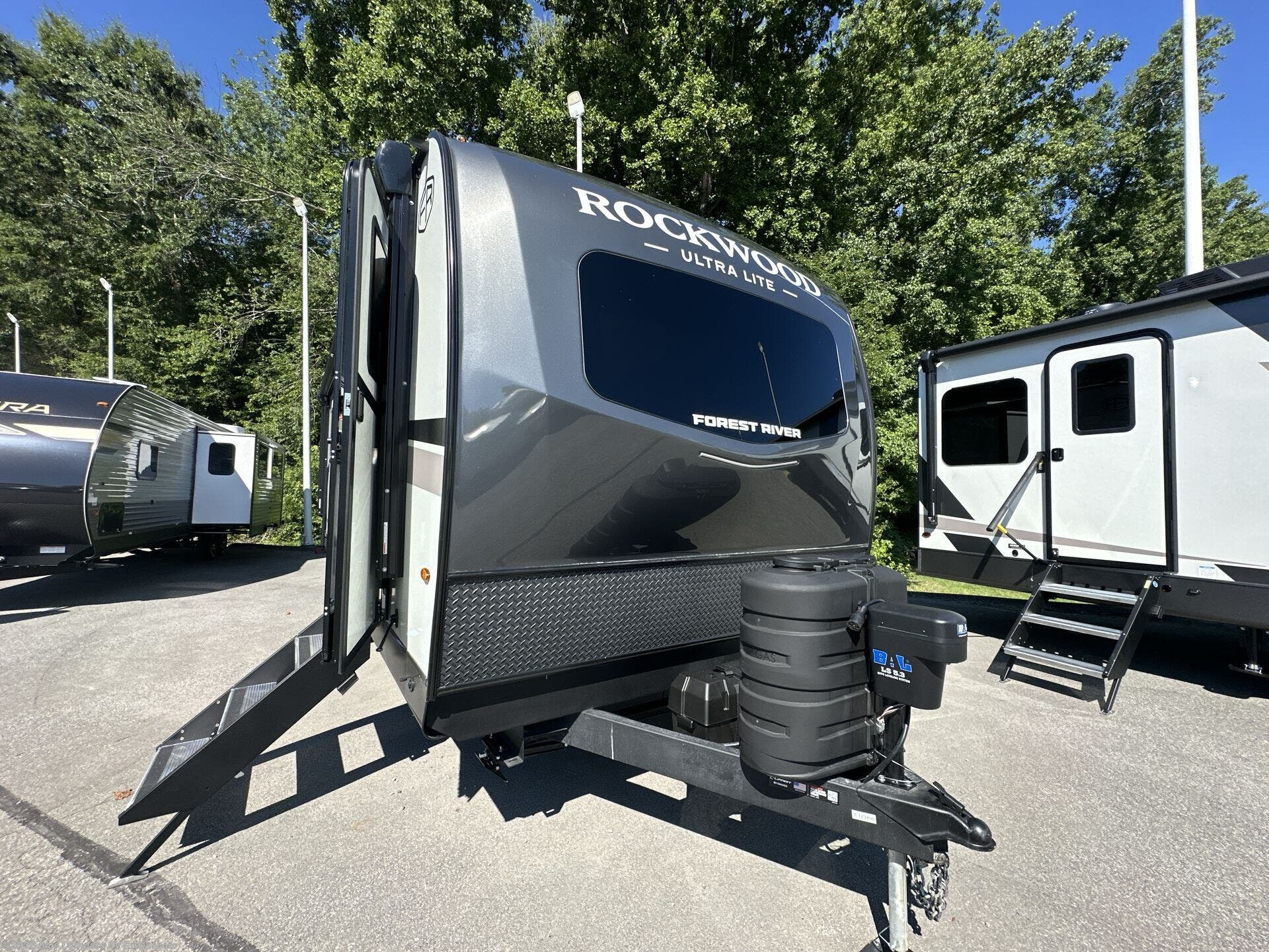 New 2026 Forest River Rockwood Ultra Lite 2619FK available in Colfax, North Carolina